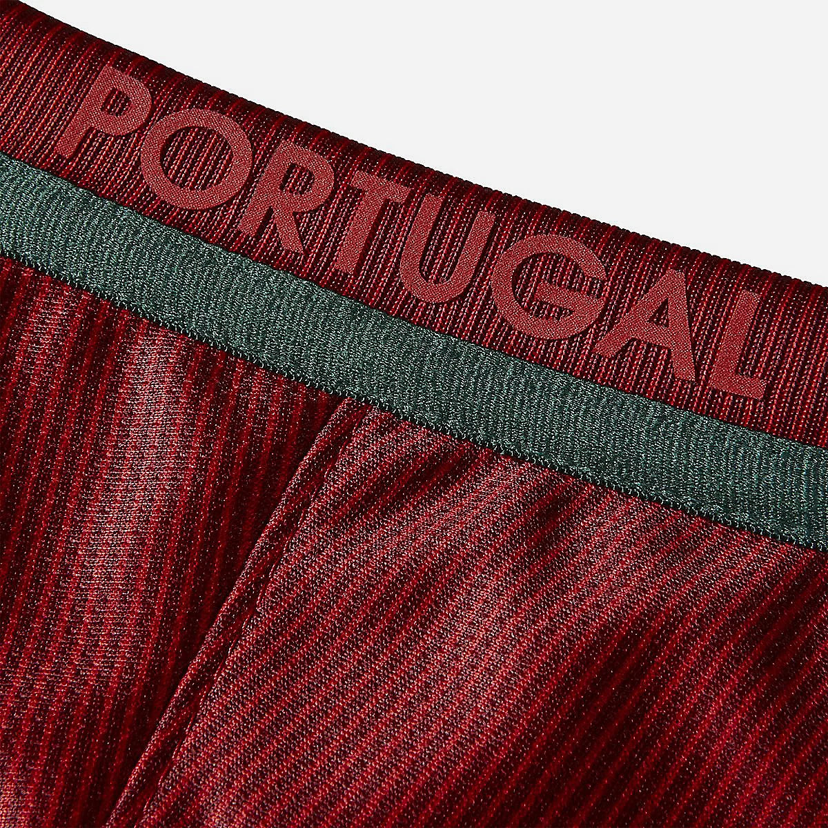 Retro Portugal domicile 2016