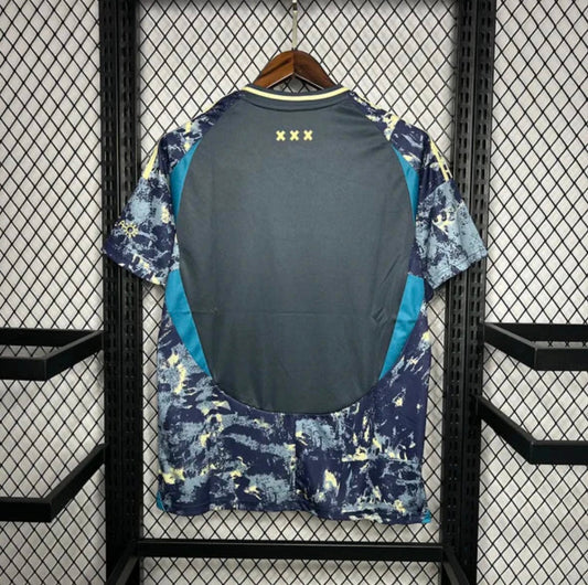 Ajax extérieur 2024-2025