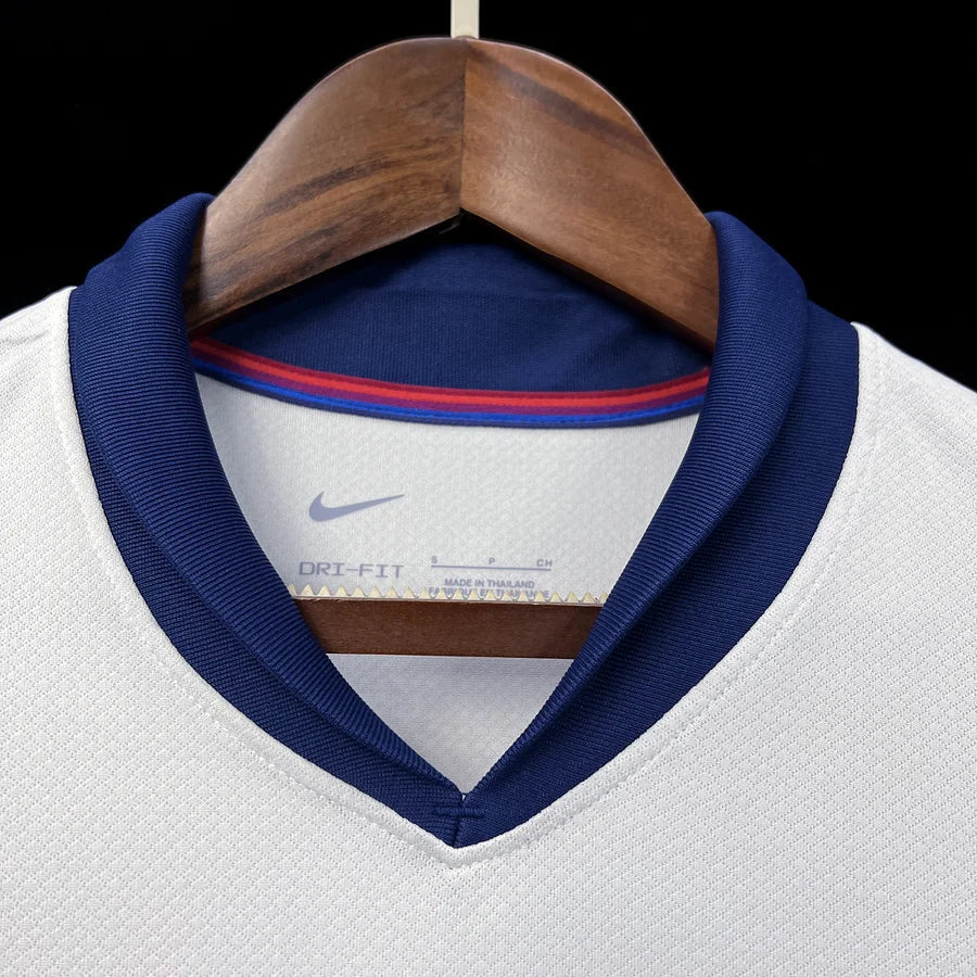 Angleterre domicile 2024-2025
