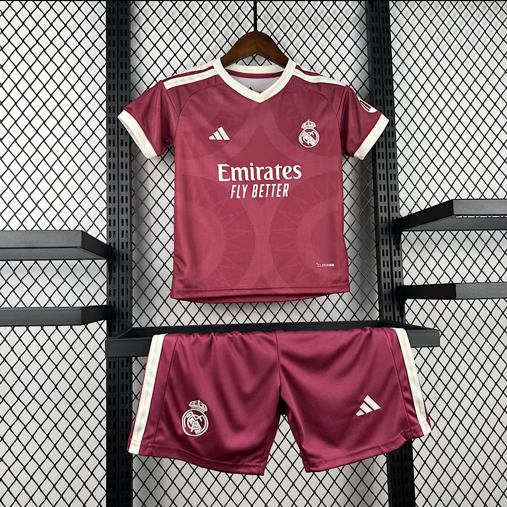 Ensemble short Real Madrid extérieur 2026-2027