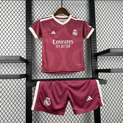 Ensemble short Real Madrid extérieur 2026-2027