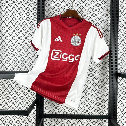 Ajax domicile 2025-2026