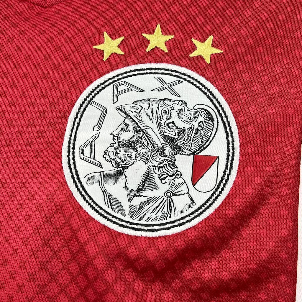 Ajax domicile 2025-2026