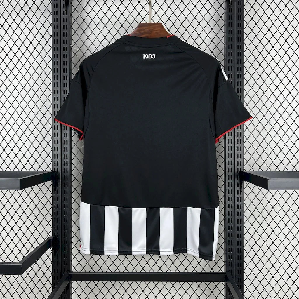 Besiktas extérieur 2025-2026