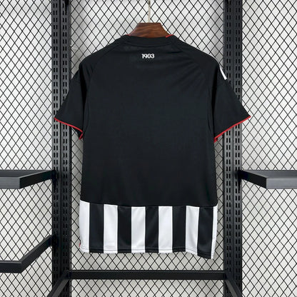 Besiktas extérieur 2025-2026