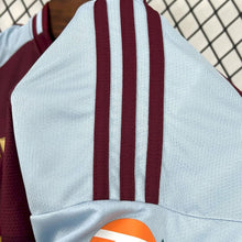 Aston Villa domicile 2025-2026