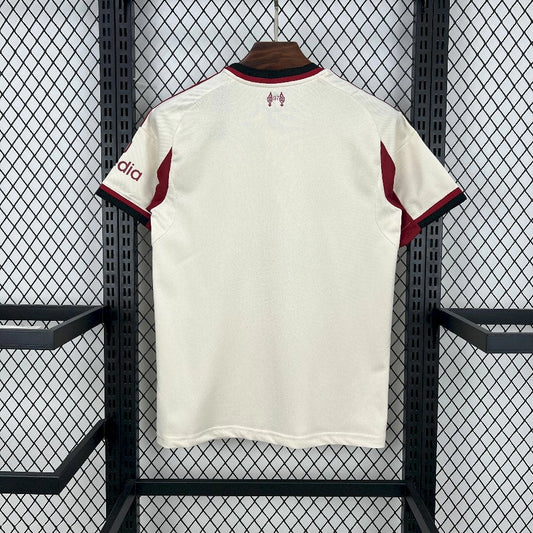 Liverpool extérieur 2025-2026