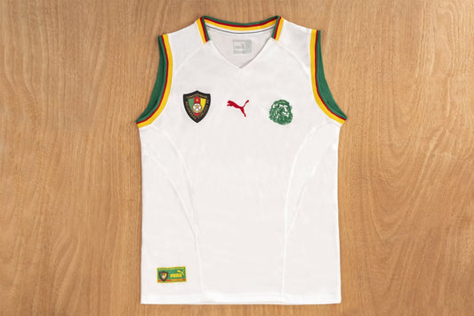 Retro Cameroun extérieur 2002