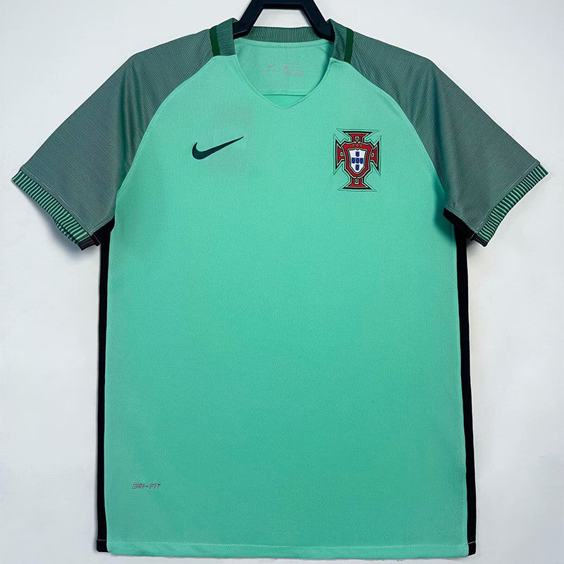 Retro Portugal extérieur 2016
