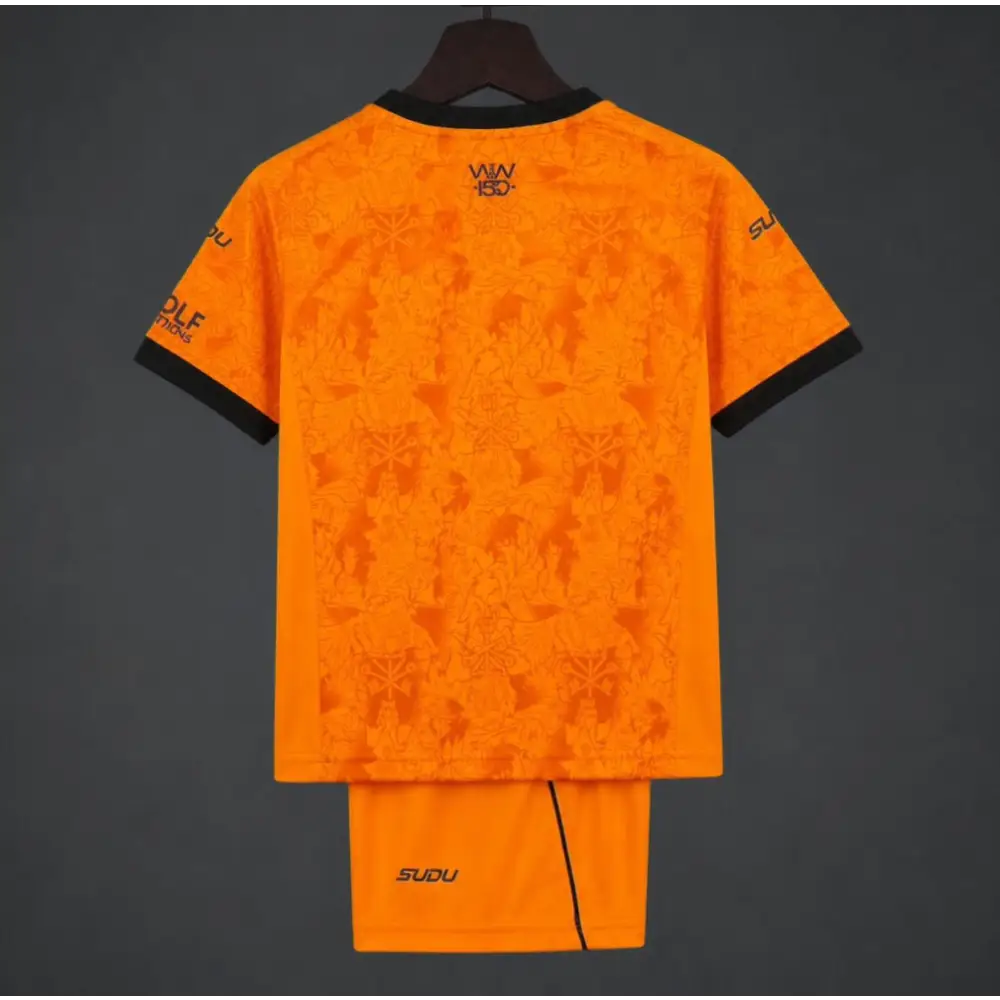 Ensemble short Wolves domicile 2026-2027